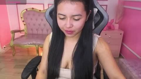 Snapshot of julietha_dior_t chatting on November 30, 2:59 am julietha_dior_t online show from November 30, 2:59 am