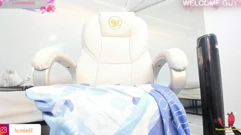 Julietha online show from March 11, 6:00 am