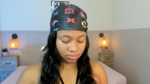 Julieth Julie online show from October 16, 11:55 am