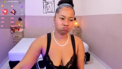 Julieth Julie online show from November 16, 12:11 pm