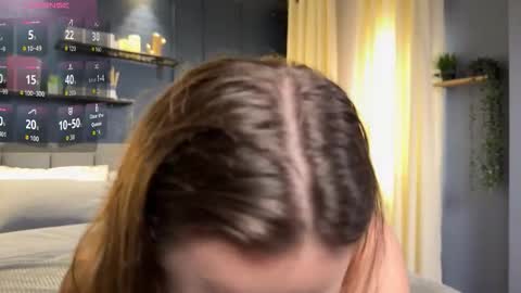 Julie online show from September 16, 2:07 pm