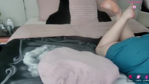 Juli Monroe online show from January 31, 3:20 am