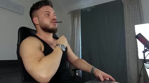 JULiUS   online show from February 13, 8:59 am