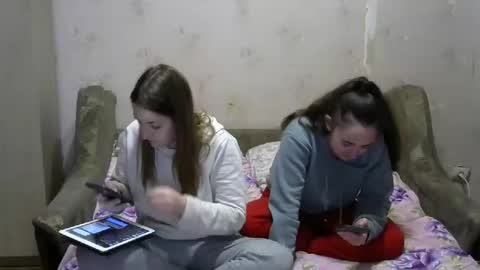 Snapshot of juliya_katie chatting on December 8, 9:08 pm Juliya Katie online show from December 8, 9:08 pm