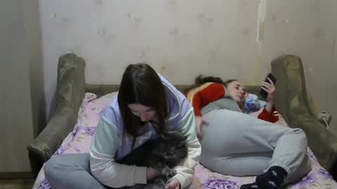 Snapshot of juliya_katie chatting on February 17, 5:21 pm Juliya Katie online show from February 17, 5:21 pm