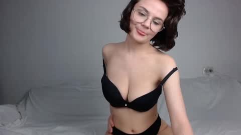 JunneWers online show from January 9, 5:11 pm