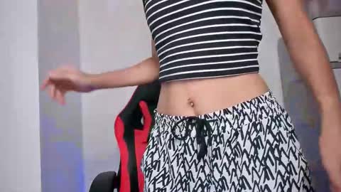 junovaughn online show from September 9, 2:11 am