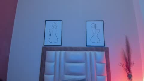 Jupiter Fox online show from September 11, 12:33 am