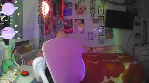 Snapshot of jupitersclaim chatting on November 19, 2:44 am jupitersclaim online show from November 19, 2:44 am