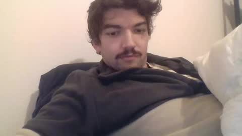 just_a_guy_with_a_big_cock online show from December 12, 8:53 pm