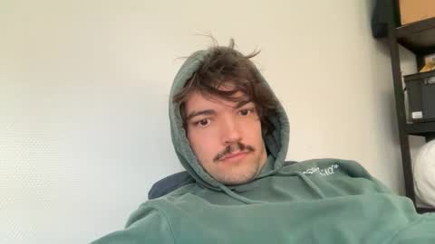 just_a_guy_with_a_big_cock online show from October 10, 7:29 am