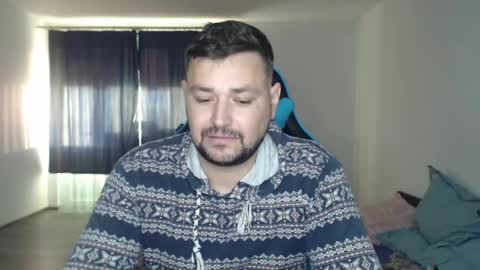 Snapshot of just_a_nice_guy_27 chatting on December 16, 2:16 pm Alex online show from December 16, 2:16 pm