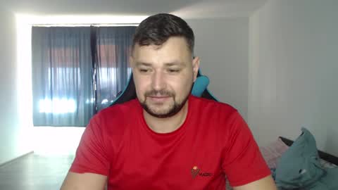 Snapshot of just_a_nice_guy_27 chatting on December 17, 11:39 am Alex online show from December 17, 11:39 am