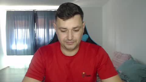 Snapshot of just_a_nice_guy_27 chatting on December 18, 11:13 am Alex online show from December 18, 11:13 am