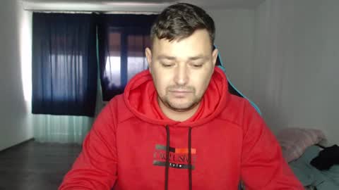 Snapshot of just_a_nice_guy_27 chatting on December 23, 11:25 am Alex online show from December 23, 11:25 am