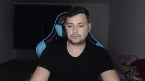 Snapshot of just_a_nice_guy_27 chatting on December 23, 7:09 pm Alex online show from December 23, 7:09 pm