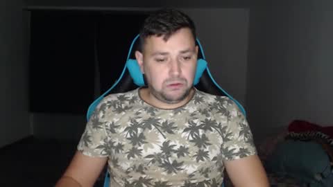 Snapshot of just_a_nice_guy_27 chatting on December 24, 7:00 pm Alex online show from December 24, 7:00 pm