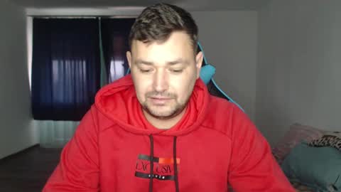 Snapshot of just_a_nice_guy_27 chatting on December 26, 11:21 am Alex online show from December 26, 11:21 am