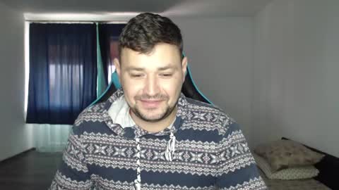 Snapshot of just_a_nice_guy_27 chatting on December 28, 12:13 pm Alex online show from December 28, 12:13 pm