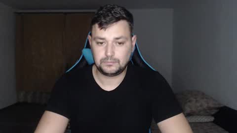 Snapshot of just_a_nice_guy_27 chatting on December 29, 8:04 pm Alex online show from December 29, 8:04 pm