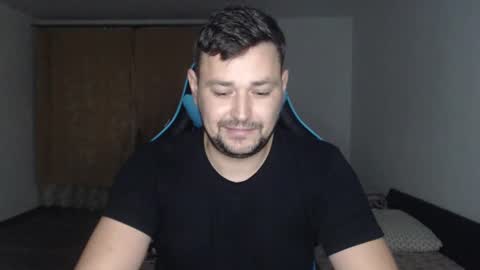 Snapshot of just_a_nice_guy_27 chatting on December 30, 8:47 pm Alex online show from December 30, 8:47 pm