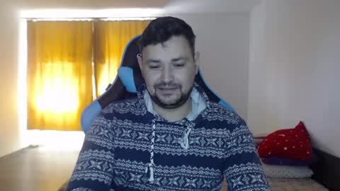 Snapshot of just_a_nice_guy_27 chatting on December 31, 11:20 am Alex online show from December 31, 11:20 am