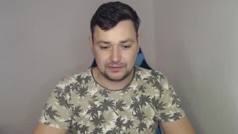 Snapshot of just_a_nice_guy_27 chatting on January 14, 11:20 am Alex online show from January 14, 11:20 am