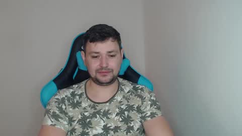 Snapshot of just_a_nice_guy_27 chatting on January 17, 11:27 am Alex online show from January 17, 11:27 am