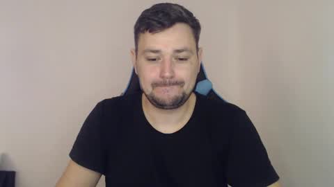 Snapshot of just_a_nice_guy_27 chatting on January 18, 11:43 am Alex online show from January 18, 11:43 am