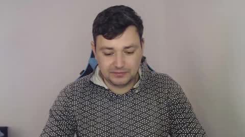 Snapshot of just_a_nice_guy_27 chatting on February 1, 11:21 am Alex online show from February 1, 11:21 am