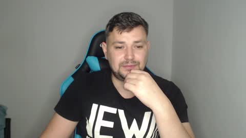 Snapshot of just_a_nice_guy_27 chatting on February 10, 8:42 pm Alex online show from February 10, 8:42 pm