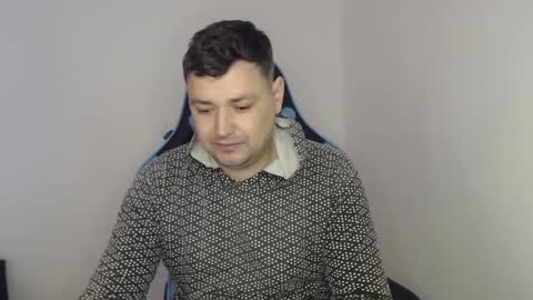 Snapshot of just_a_nice_guy_27 chatting on February 16, 11:16 am Alex online show from February 16, 11:16 am