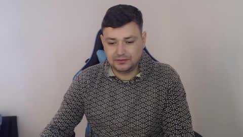 Snapshot of just_a_nice_guy_27 chatting on February 18, 11:22 am Alex online show from February 18, 11:22 am