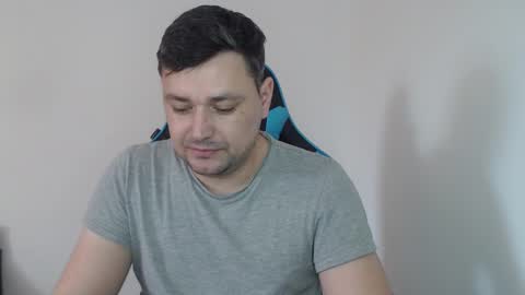 Snapshot of just_a_nice_guy_27 chatting on March 5, 11:17 am Alex online show from March 5, 11:17 am