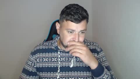 Snapshot of just_a_nice_guy_27 chatting on September 29, 11:26 am Alex online show from September 29, 11:26 am