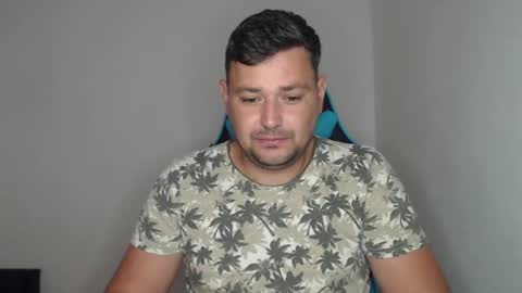 Snapshot of just_a_nice_guy_27 chatting on October 4, 11:19 am Alex online show from October 4, 11:19 am