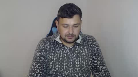 Snapshot of just_a_nice_guy_27 chatting on October 9, 11:19 am Alex online show from October 9, 11:19 am