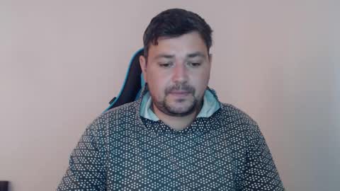 Snapshot of just_a_nice_guy_27 chatting on October 29, 11:23 am Alex online show from October 29, 11:23 am