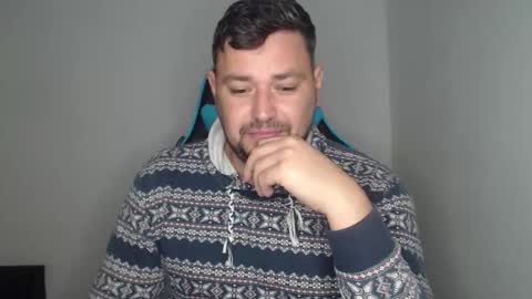 Snapshot of just_a_nice_guy_27 chatting on November 18, 11:25 am Alex online show from November 18, 11:25 am