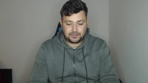 Snapshot of just_a_nice_guy_27 chatting on December 4, 11:19 am Alex online show from December 4, 11:19 am