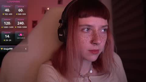 Snapshot of just_busking chatting on December 7, 3:58 am Julia online show from December 7, 3:58 am