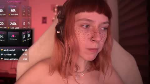 Snapshot of just_busking chatting on December 16, 6:10 am Julia online show from December 16, 6:10 am