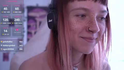 Snapshot of just_busking chatting on February 9, 12:41 pm Julia online show from February 9, 12:41 pm