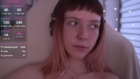 Snapshot of just_busking chatting on February 12, 8:49 am Julia online show from February 12, 8:49 am