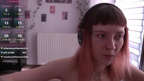 Snapshot of just_busking chatting on February 17, 7:58 am Julia online show from February 17, 7:58 am