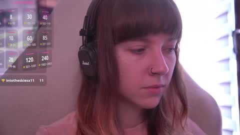 Snapshot of just_busking chatting on November 22, 8:35 am Julia online show from November 22, 8:35 am