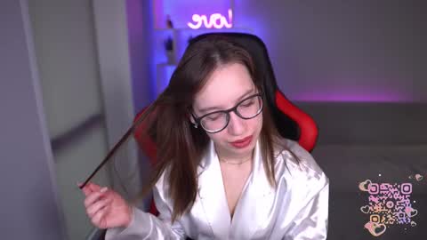 just call me Emmy online show from February 28, 4:32 am