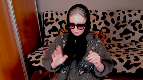 Snapshot of just_fucked chatting on February 11, 3:29 pm Nika and Mark online show from February 11, 3:29 pm