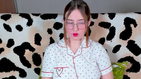 Snapshot of just_fucked chatting on February 13, 7:31 pm Nika and Mark online show from February 13, 7:31 pm