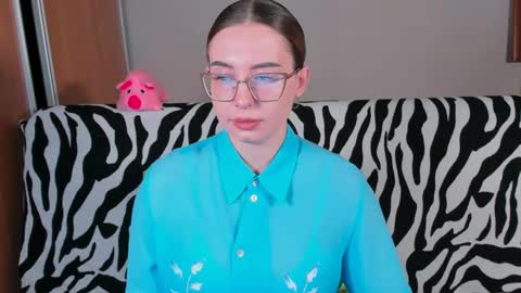 Snapshot of just_fucked chatting on February 26, 6:00 pm Nika and Mark online show from February 26, 6:00 pm